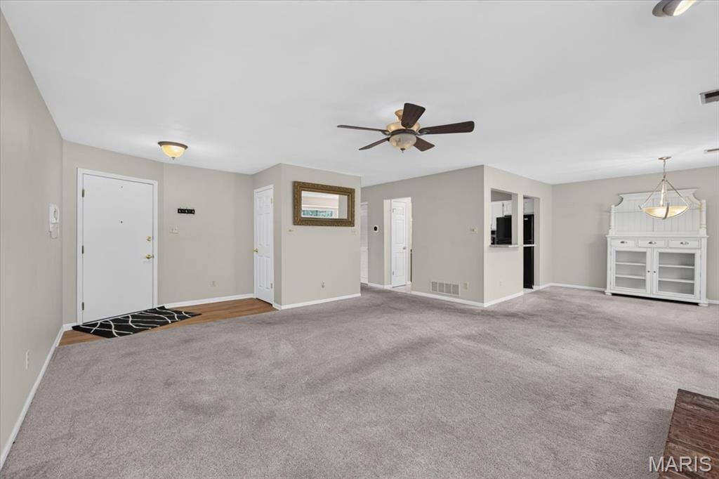 618 Pine Ridge Trails Court, Unit 203 Ballwin, MO 63021 - Photo 5 of 28 Gallery Image 5