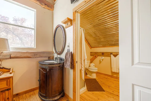 $969,999 | 1245 Private Road 3063, Thrall, TX 76578