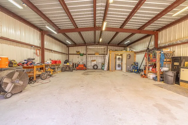 $969,999 | 1245 Private Road 3063, Thrall, TX 76578