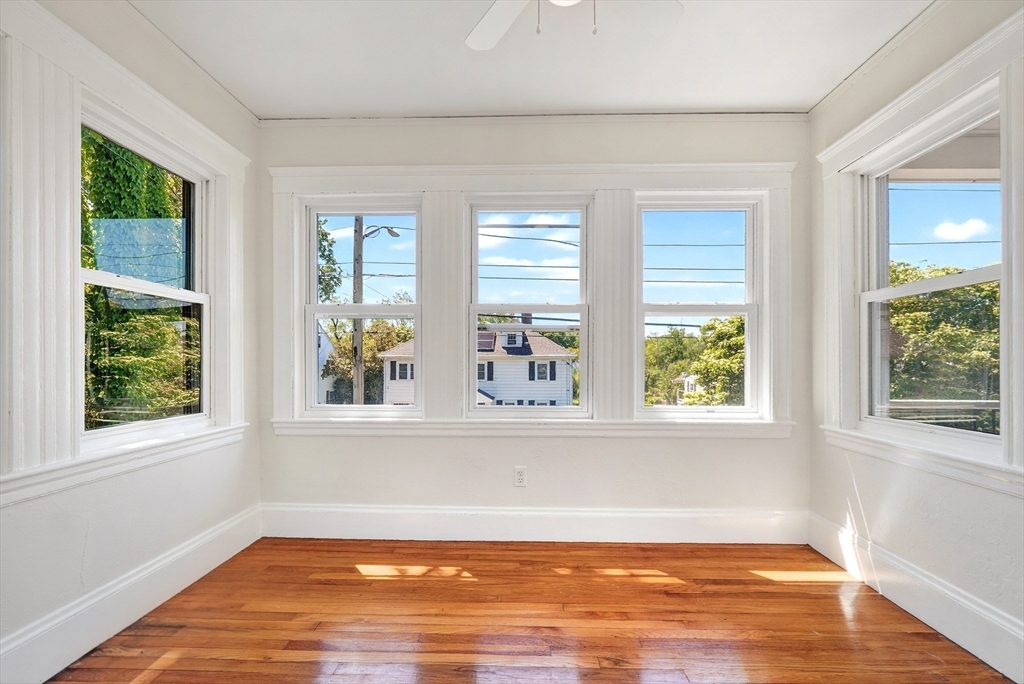 214 Laurel Street Melrose, MA 02176 - Photo 13 of 37