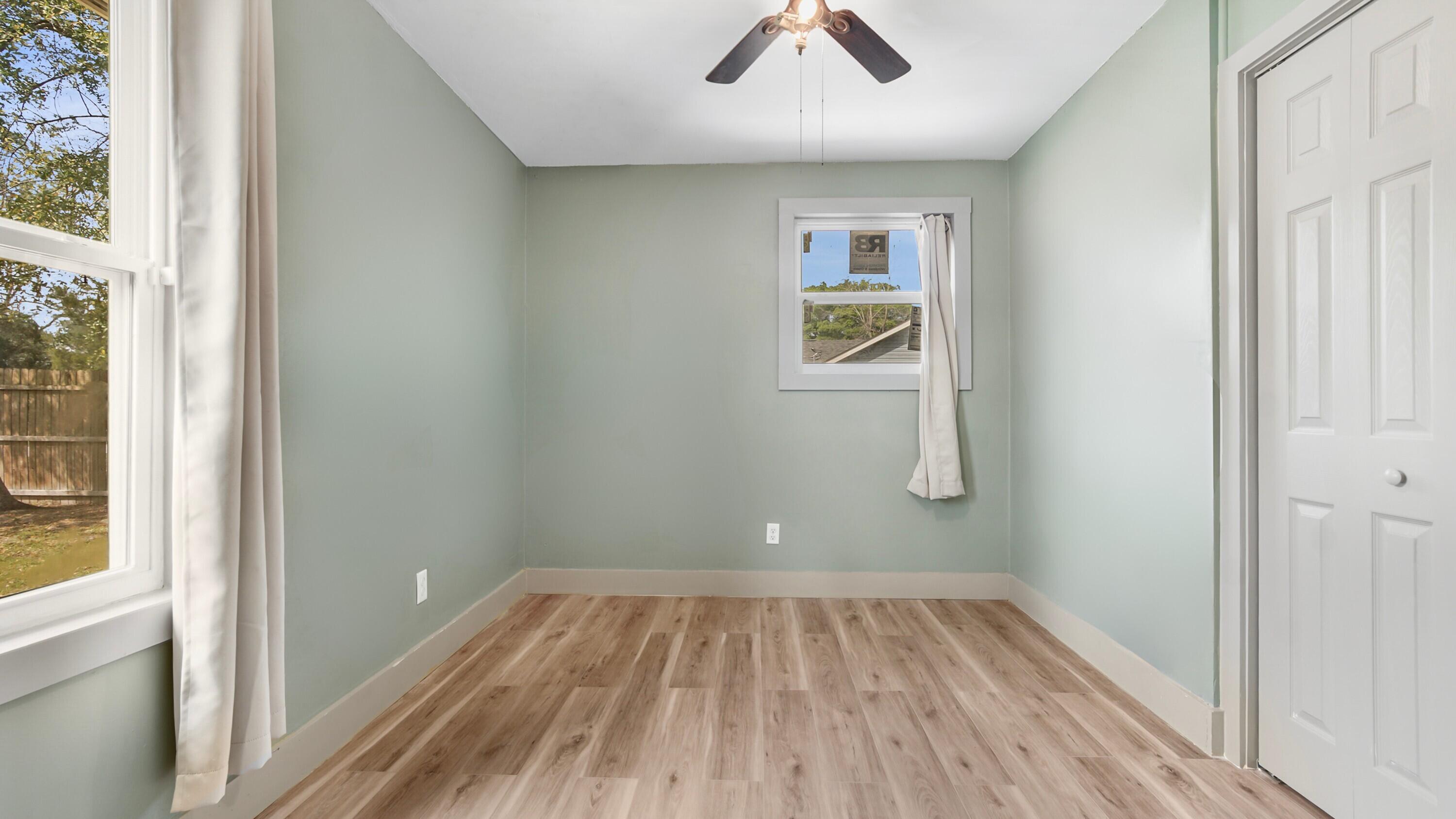 613 North Pear Street Chipley, FL 32428 - Photo 23 of 36 DSC02254 - Edited