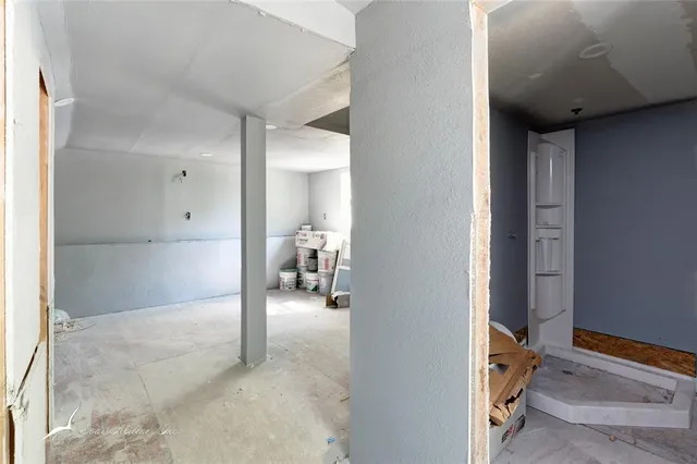 a view of empty room