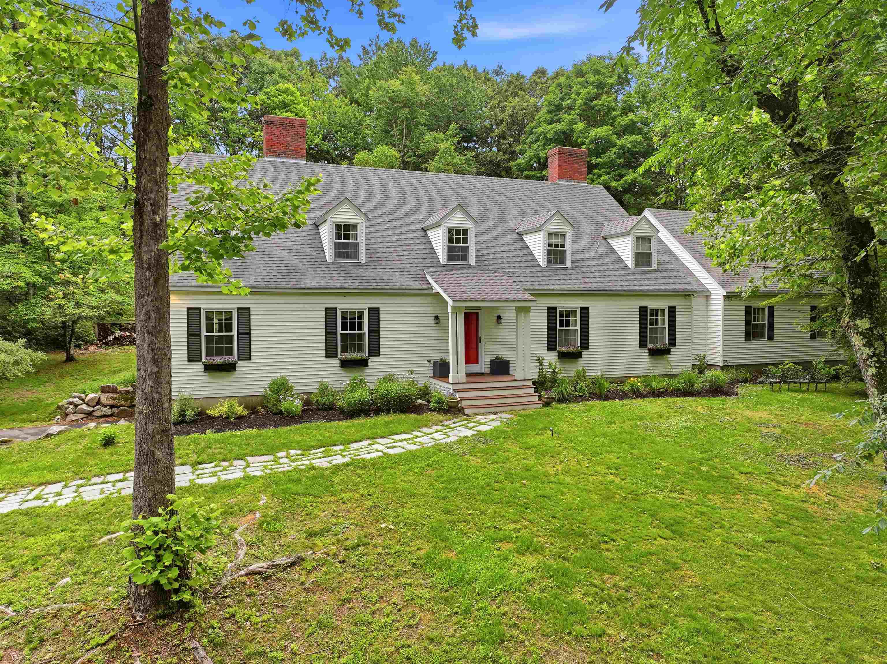 1 Chandler Road Bedford, NH 03110 - Photo 1 of 60