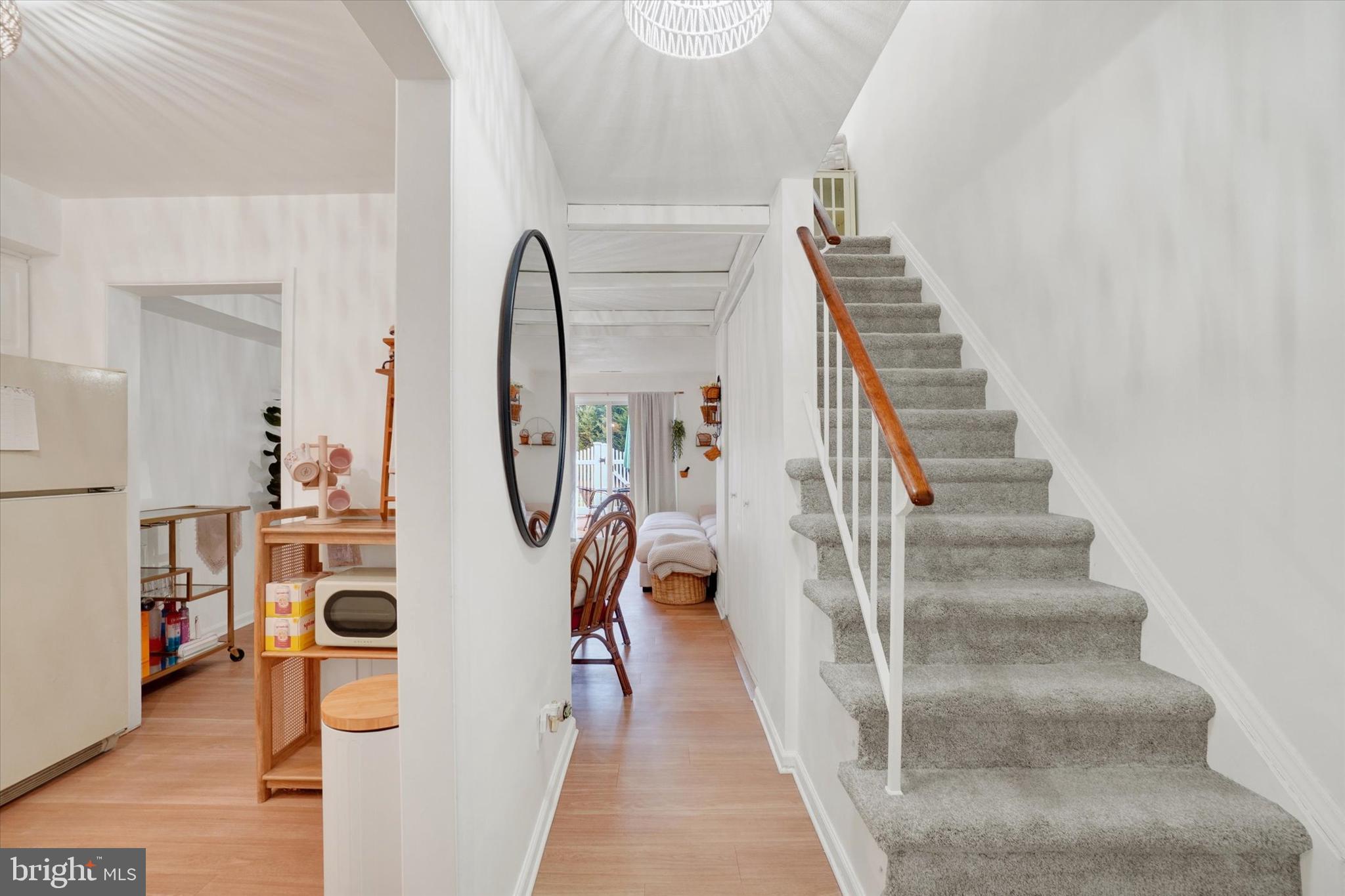 685 Colony Drive York, PA 17404 - Photo 3 of 26 a view of entryway