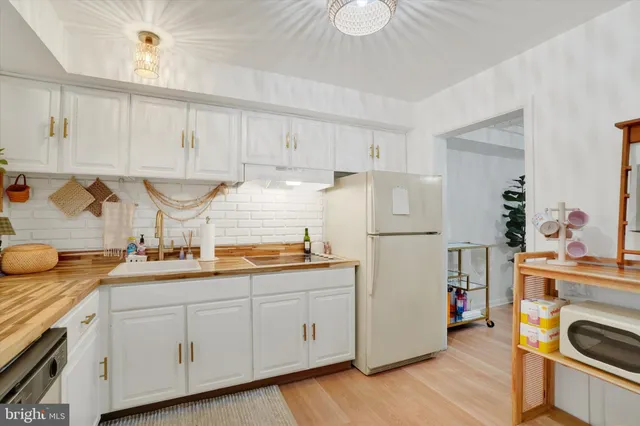 $129,900 | 685 Colony Drive, York, PA 17404