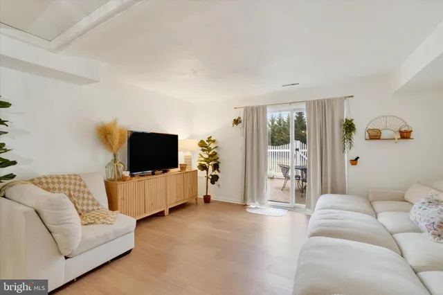 $129,900 | 685 Colony Drive, York, PA 17404