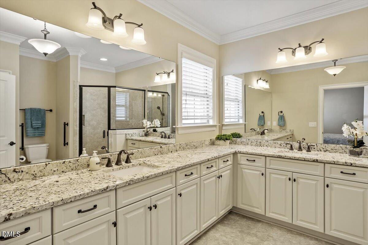 133 Beaufort Loop Clayton, NC 27520 - Photo 20 of 33 Primary Bath