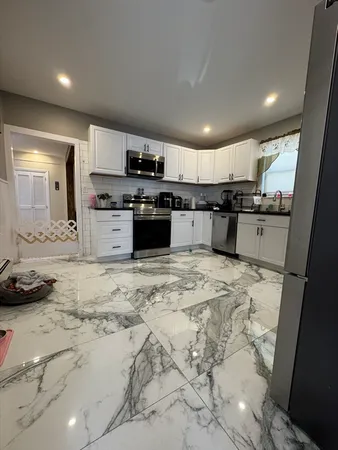 $435,000 | 92 Maverick Street, Fitchburg, MA 01420