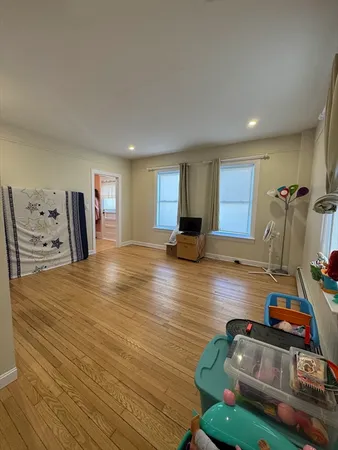 $435,000 | 92 Maverick Street, Fitchburg, MA 01420