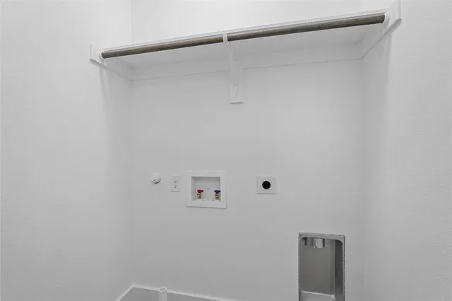 $285,000 | 6110 Carlton Garrett Street, Dallas, TX 75215