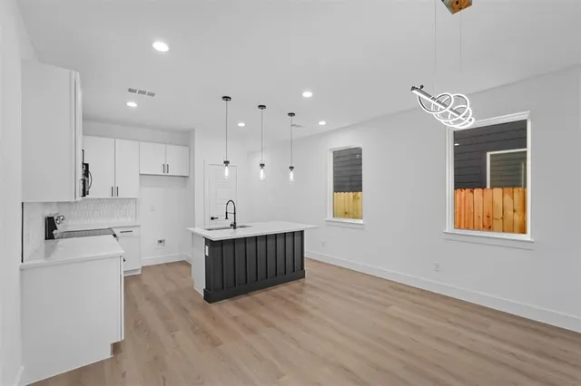 $285,000 | 6110 Carlton Garrett Street, Dallas, TX 75215