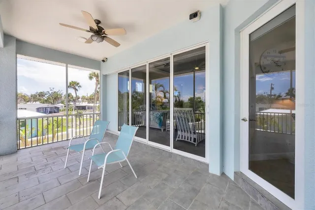 a view of a yard with sitting area