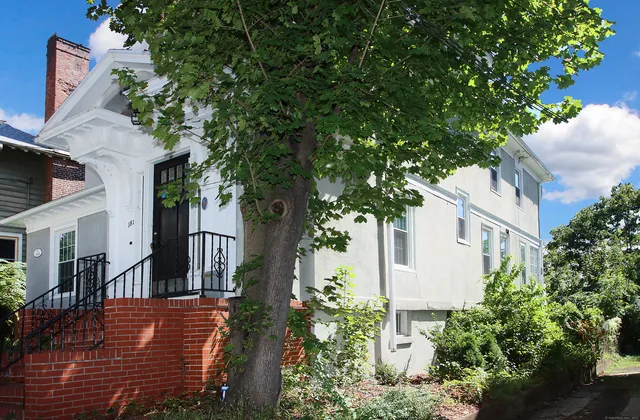 $349,900 | 181 Buckingham Street, Waterbury, CT 06710