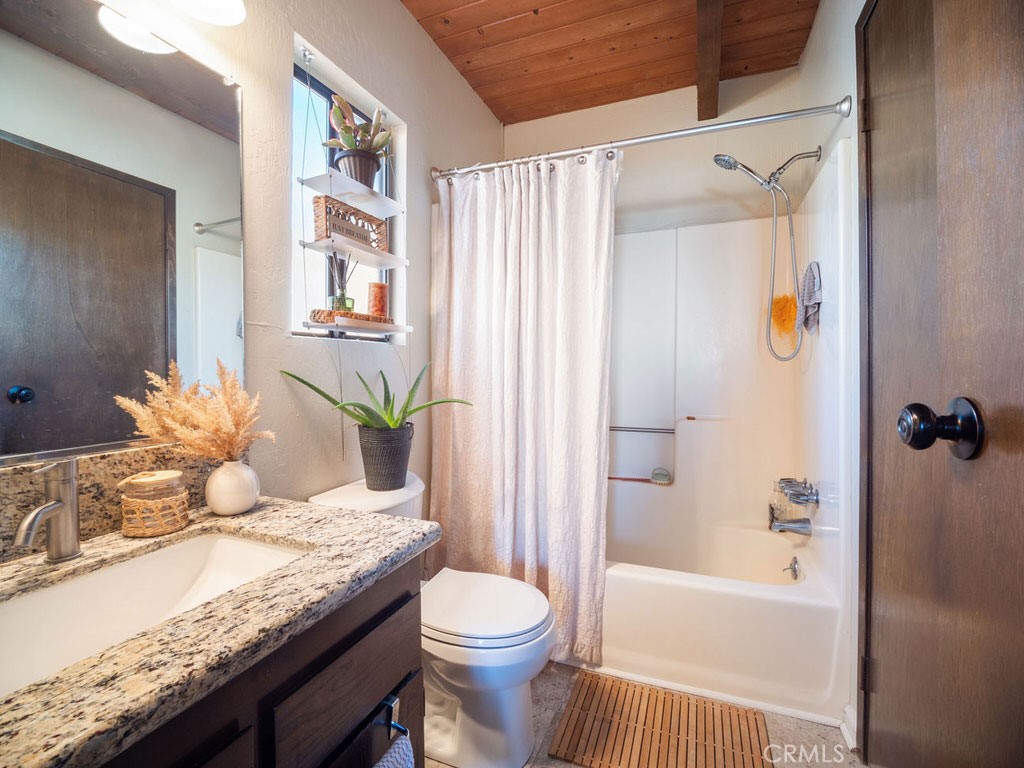 25001 Paramount Drive Tehachapi, CA 93561 - Photo 17 of 41