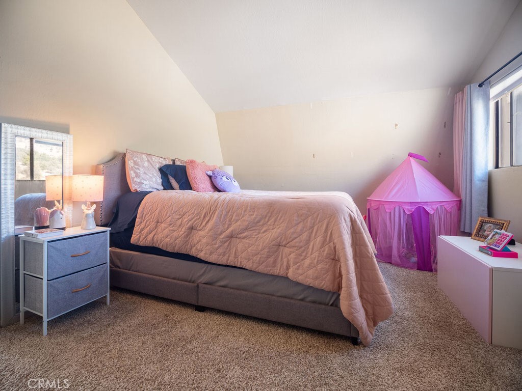 25001 Paramount Drive Tehachapi, CA 93561 - Photo 28 of 41