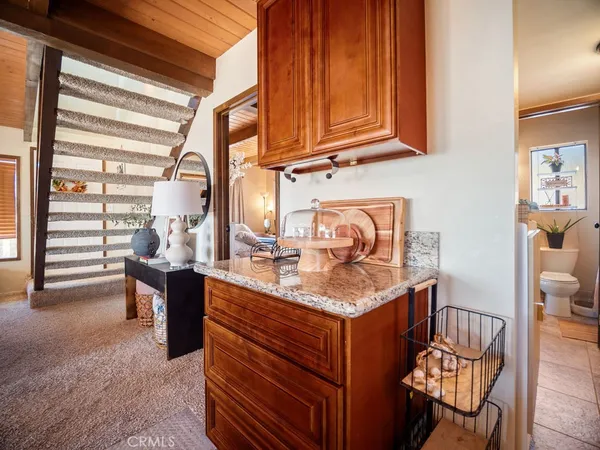 $350,000 | 25001 Paramount Drive, Tehachapi, CA 93561