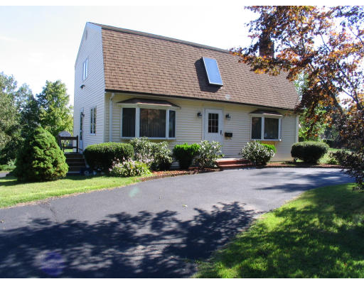 98 Gainsville Road Dedham, MA 02026 - Photo 1 of 7 Gallery Image 1