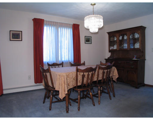 98 Gainsville Road Dedham, MA 02026 - Photo 4 of 7 Gallery Image 4