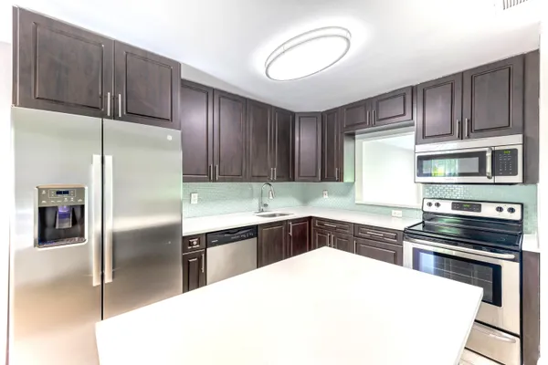 $3,500 | 660 Coventry Street, Boca Raton, FL 33487