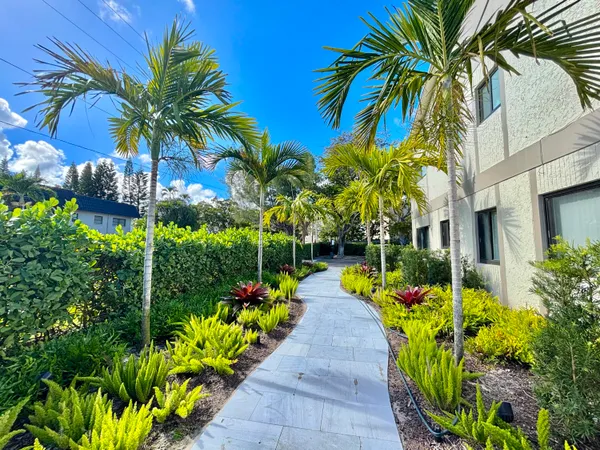 $3,500 | 660 Coventry Street, Boca Raton, FL 33487