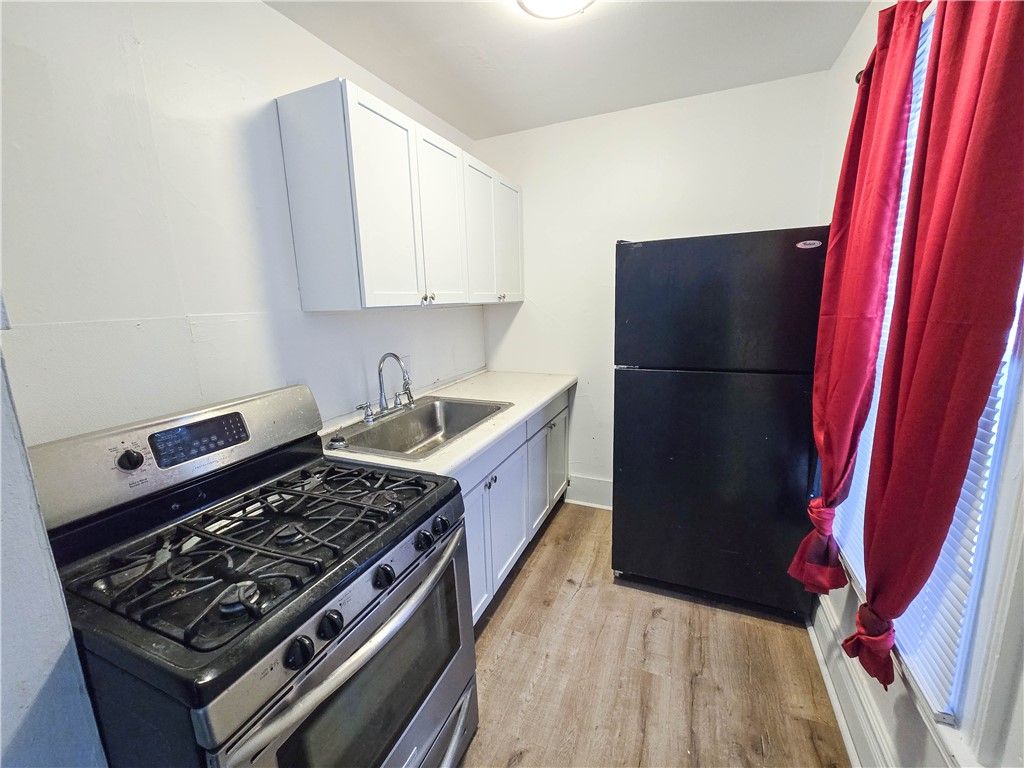 211 Parsells Avenue Rochester, NY 14609 - Photo 4 of 15