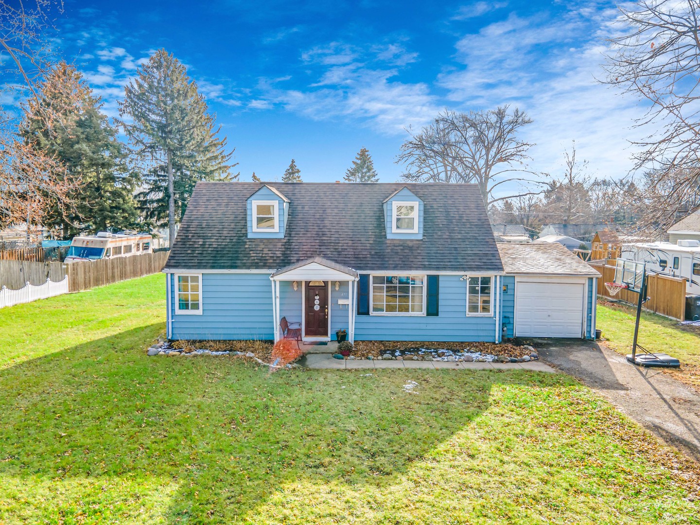 475 Golf Road Crystal Lake, IL 60014 - Photo 1 of 14