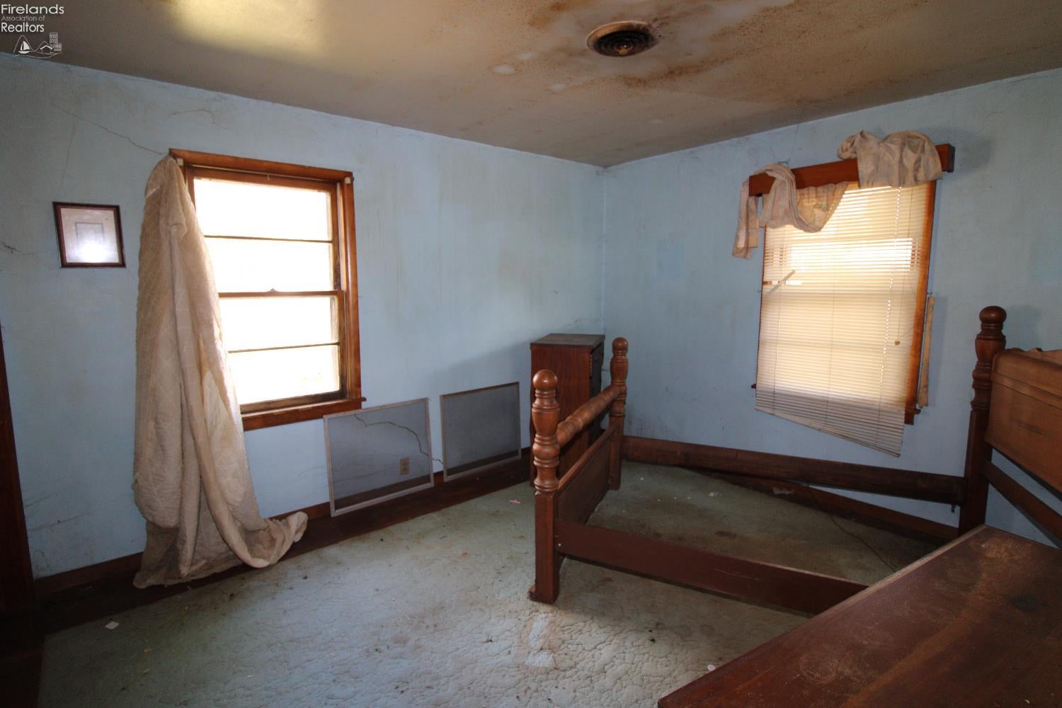 5084 West Fremont Road Port Clinton, OH 43452 - Photo 15 of 19 Gallery Image 15