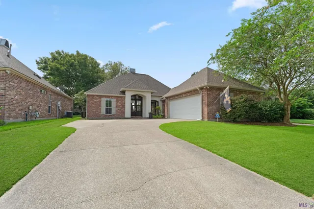 $315,000 | 10222 Springpark Avenue, Baton Rouge, LA 70810