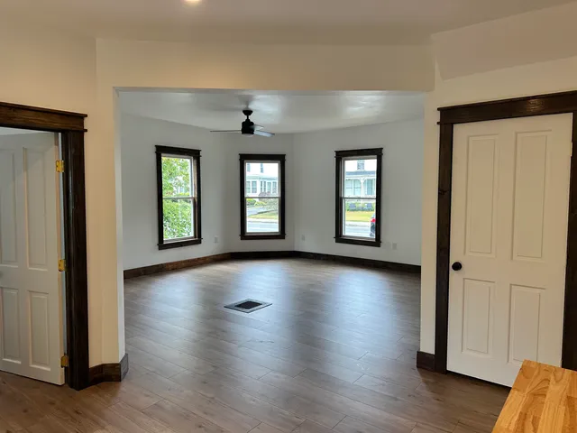 $350,000 | 118 Church Street, Hardwick, VT 05843