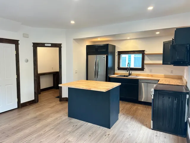 $350,000 | 118 Church Street, Hardwick, VT 05843