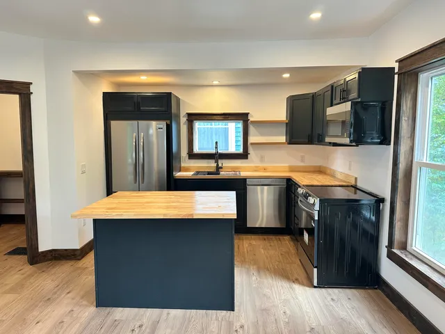 $350,000 | 118 Church Street, Hardwick, VT 05843