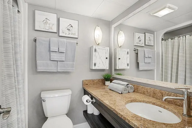 $129,900 | 6900 North Ocean Boulevard, Unit 913, Myrtle Beach, SC 29572