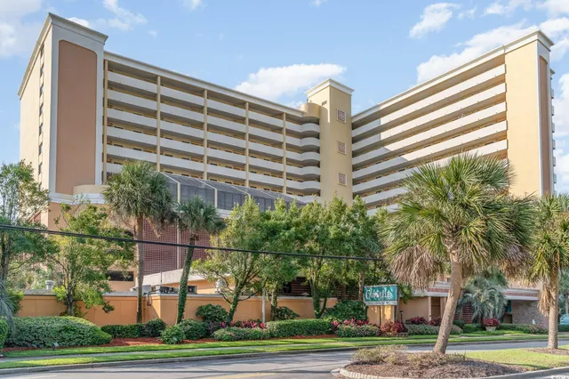 $129,900 | 6900 North Ocean Boulevard, Unit 913, Myrtle Beach, SC 29572