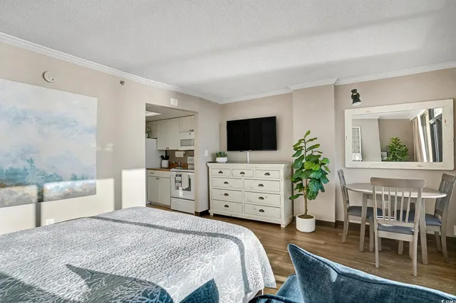 $129,900 | 6900 North Ocean Boulevard, Unit 913, Myrtle Beach, SC 29572