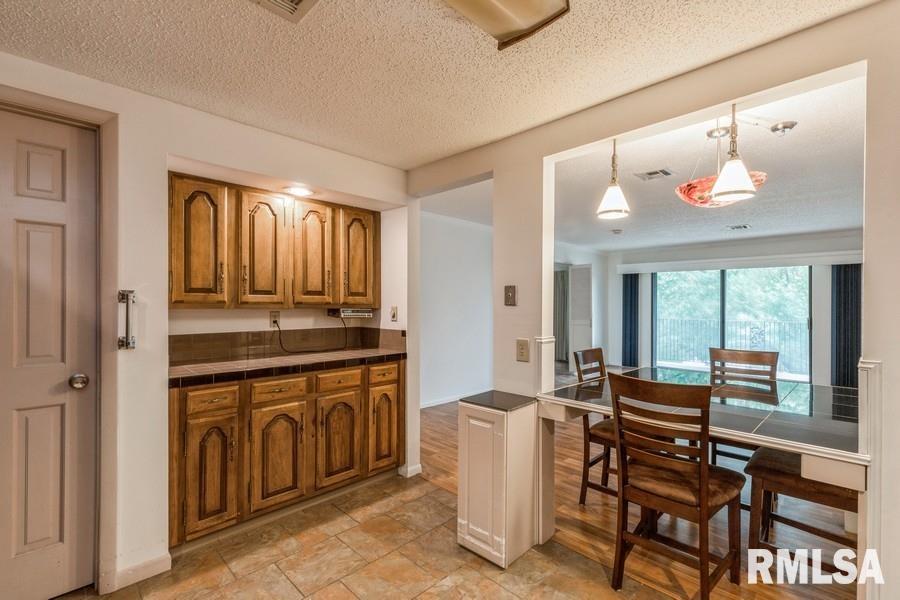 1350 Kimberly Ridge Road, Unit 204 Bettendorf, IA 52722 - Photo 15 of 21 Gallery Image 15