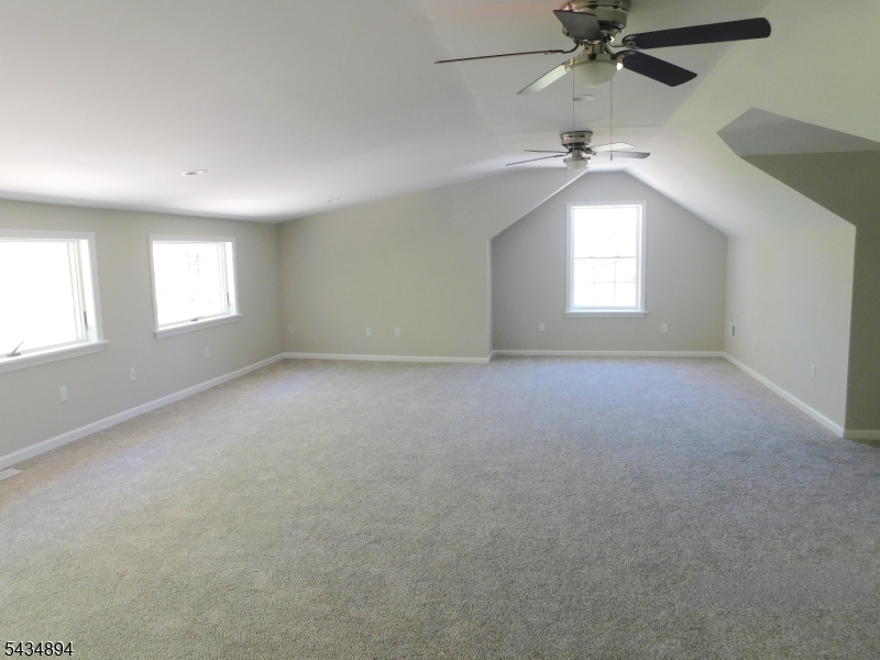 4 Spring Hill Road Annandale, NJ 08801 - Photo 34 of 41