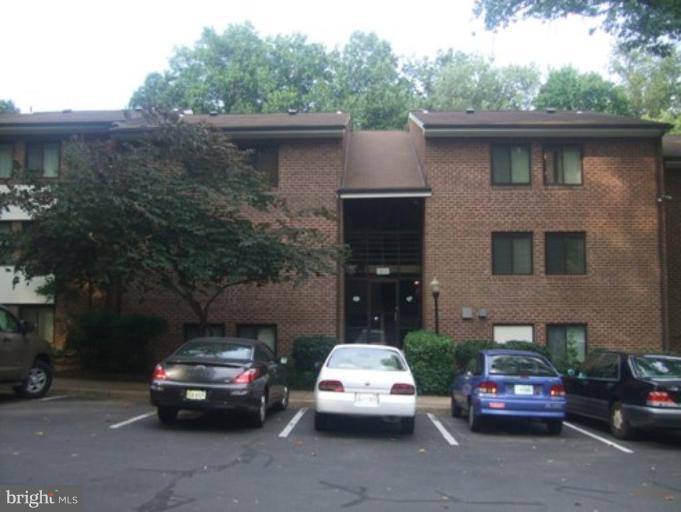 1424 Northgate Square, Unit 24/22B Reston, VA 20190 - Photo 1 of 6 Exterior (Main)
