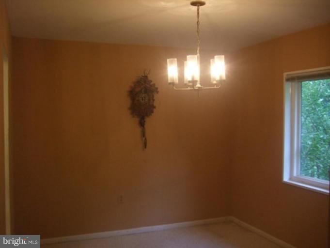 1424 Northgate Square, Unit 24/22B Reston, VA 20190 - Photo 2 of 6 Dining Room