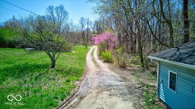 $305,000 | 5374 Highway 45, Nashville, IN 47448