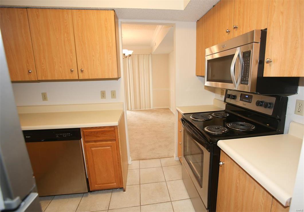 970 North Spoede Road, Unit 31 St. Louis, MO 63146 - Photo 11 of 43 Gallery Image 11