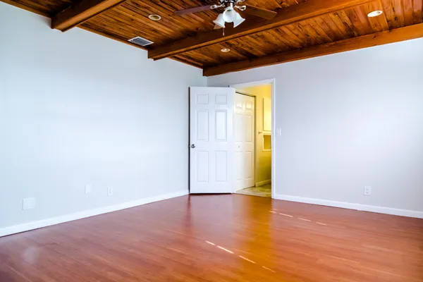 $3,690 | 130 Southwest 14th Avenue, Boynton Beach, FL 33435