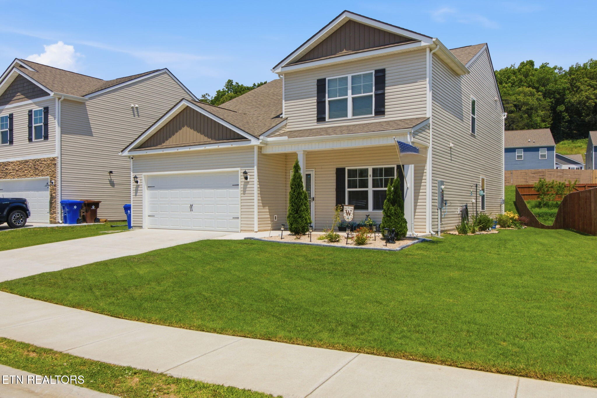 217 Ibis Loop Oak Ridge, TN 37830 - Photo 2 of 26 2-web-or-mls-DZ3A4393