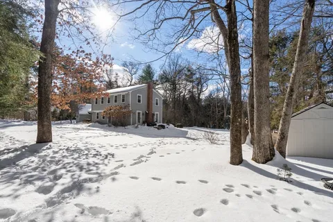 $998,000 | 174 South Main Street, Sherborn, MA 01770