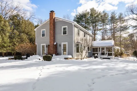 $998,000 | 174 South Main Street, Sherborn, MA 01770