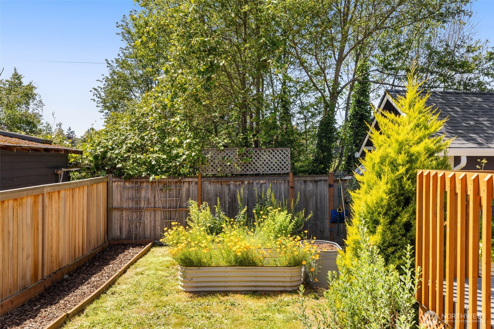 4117 45th Avenue Southwest Seattle, WA 98116 - Photo 21 of 31