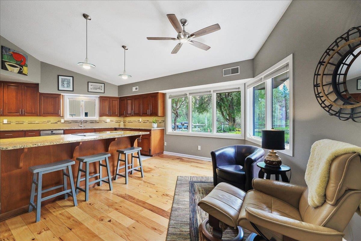 21123 South Cheney Spangle Road Cheney, WA 99004 - Photo 15 of 40