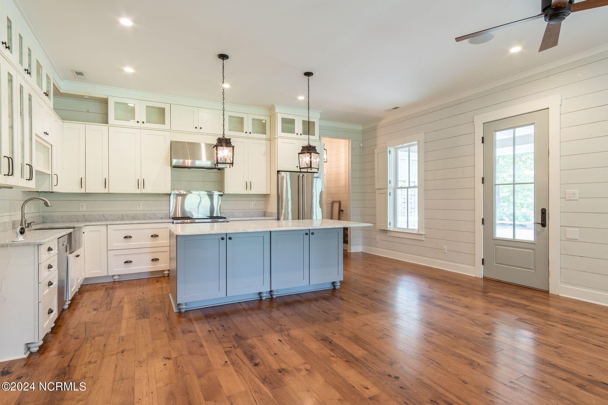 330 Half Moon Road New Bern, NC 28560 - Photo 12 of 45 330 Half moon-14