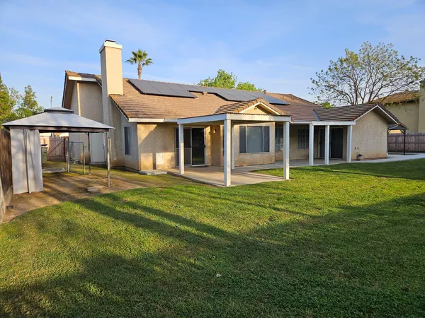 $525,000 | 860 McArthur Avenue, Clovis, CA 93611