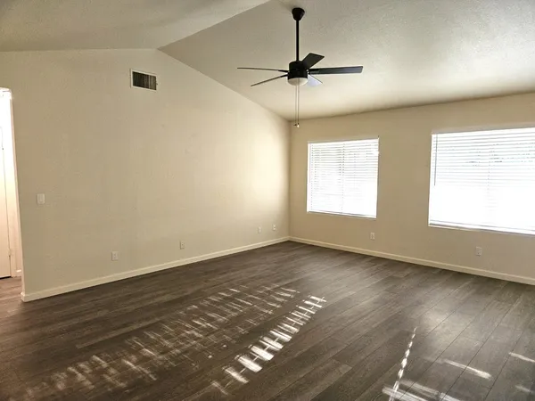 $525,000 | 860 McArthur Avenue, Clovis, CA 93611