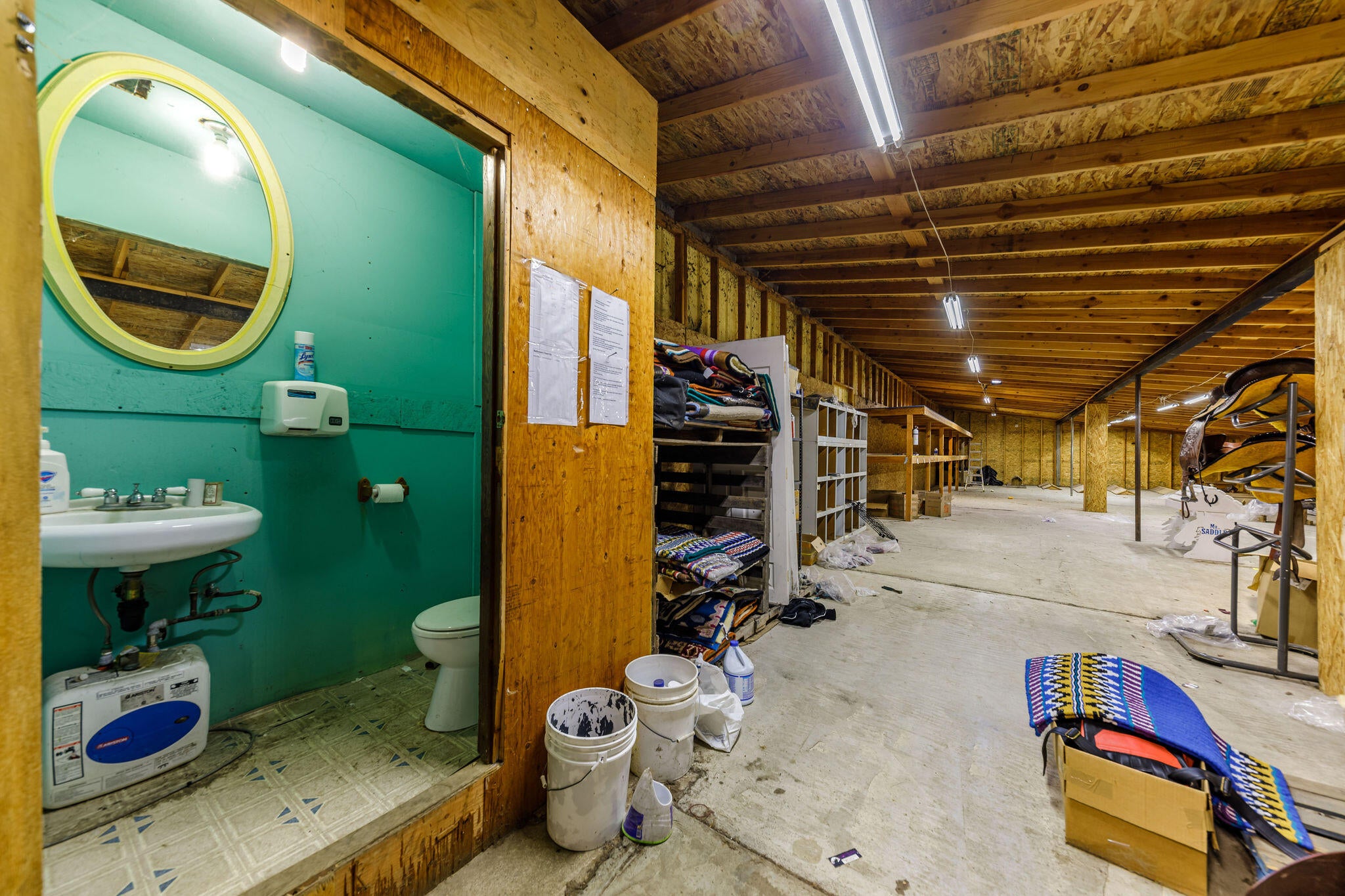 6790 Holland Loop Road Cave Junction, OR 97523 - Photo 65 of 150 HD-17